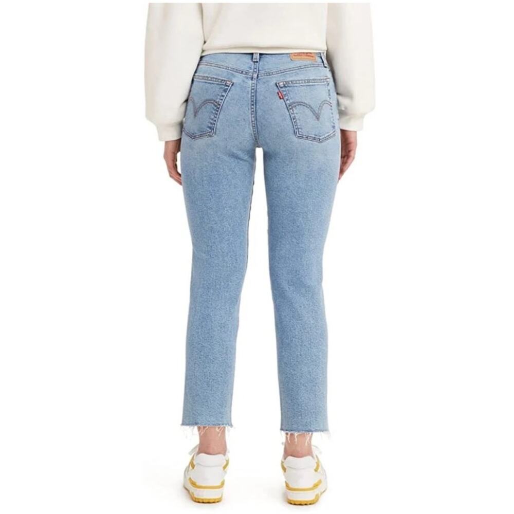 Levi's Women's High Rise Wedgie Straight Leg Denim Jeans Blue‎ Sz 27 Frayed Hem - Picture 3 of 11